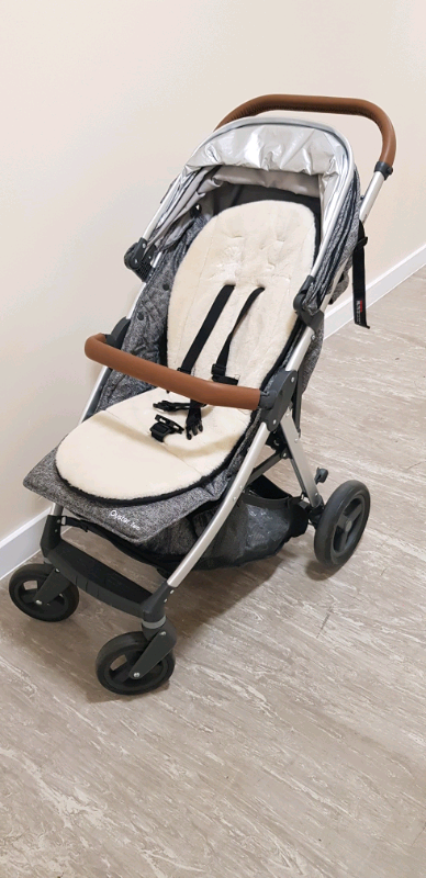 oyster 2 wolf grey travel system